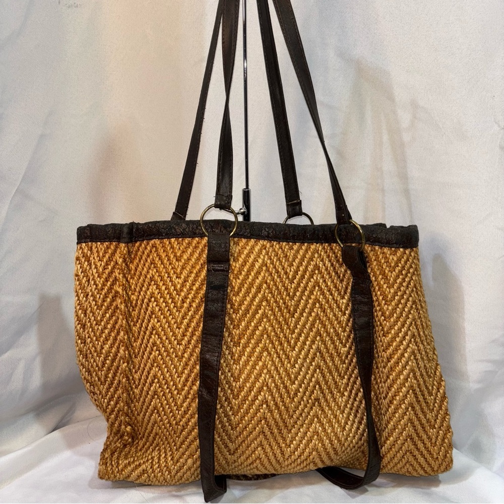 Natural Woven Straw Tote Bag